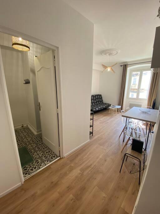 Corte Magnifique T2 45M2 Neuf 5 Personnes Place St Marcel Hyper Centre Wifi Lave Linge Tv Εξωτερικό φωτογραφία